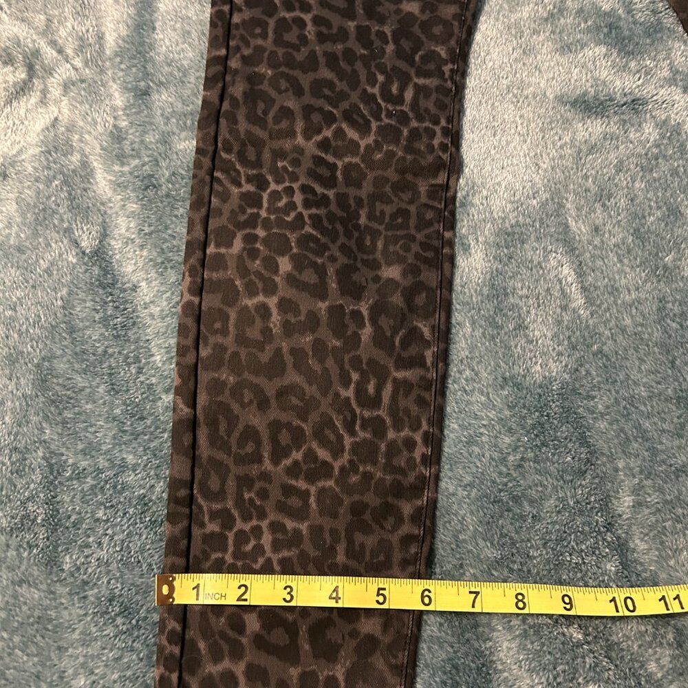 Bold Elements Shape & Slim Leopard Print Skinny J… - image 4
